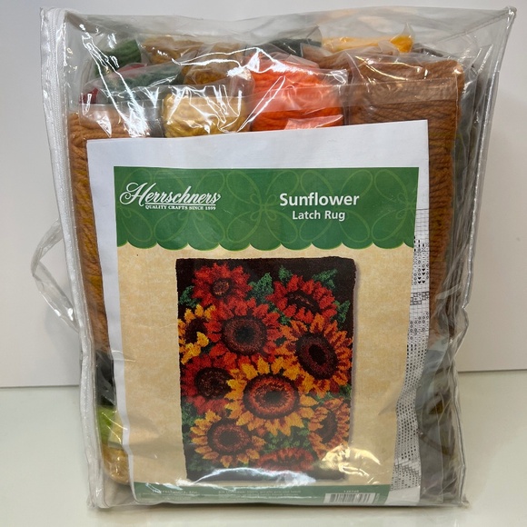 NEW Herrschners Sunflower LATCH HOOK KIT RUG COMPLETE 40” X 27” - Picture 2 of 16